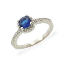 Stříbrný prsten se zirkony Saphire