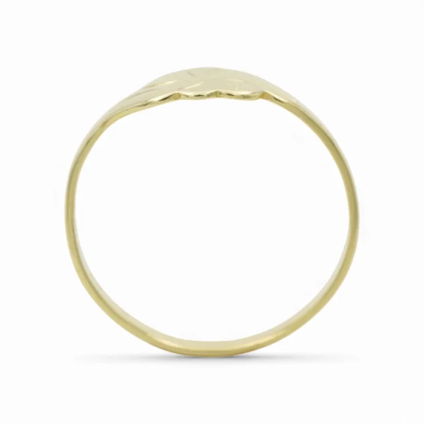 Zlatý prsten s jemnou rytinou 1,08g