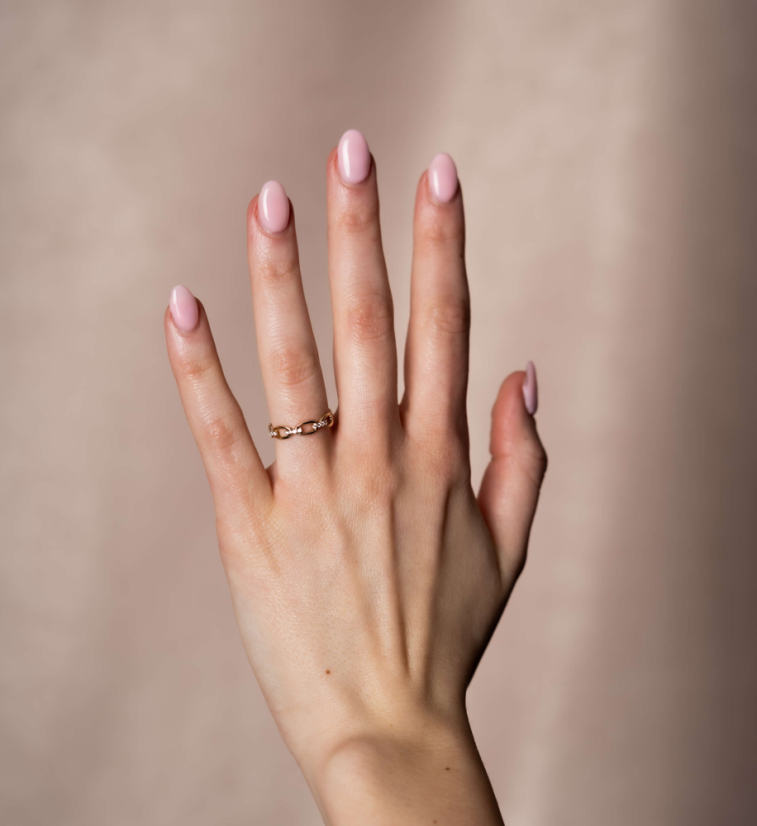 Zlatý prsten s kamínky 1,51g