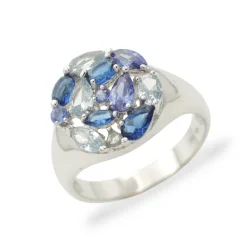 Výrazný stříbrný prsten se zirkony