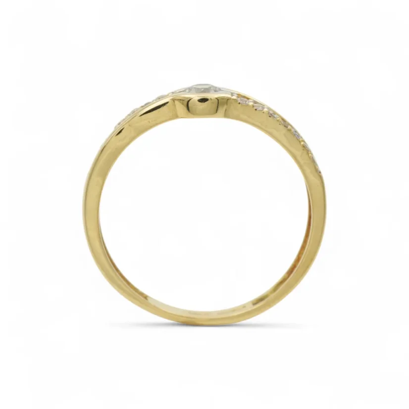 Zlatý zásnubní prsten s bílými zirkony 1,66g