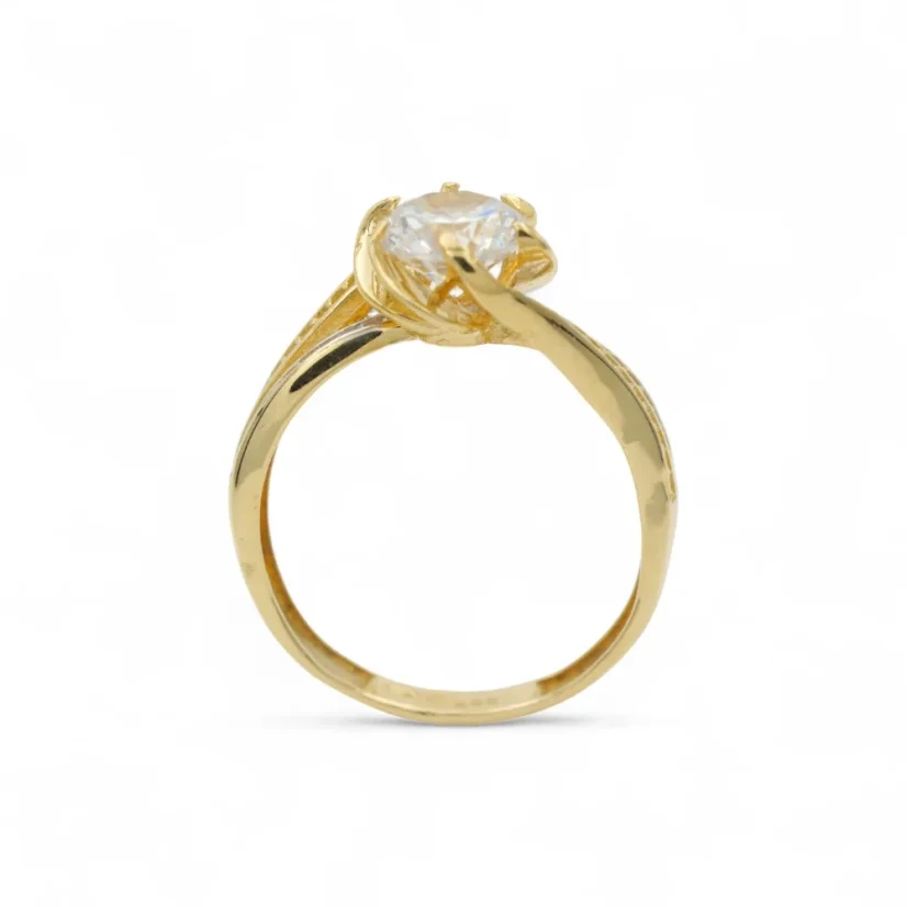 Výrazný zlatý prsten se zirkony 2,40g