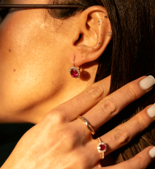 Zlaté náušnice s barevnými zirkony 3,53g