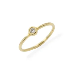 Jemný zlatý zásnubní prsten s čirým zirkonem