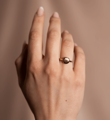 Zlatý prsten s broušením 1,43g