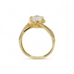 Výrazný zlatý prsten se zirkony 2,40g